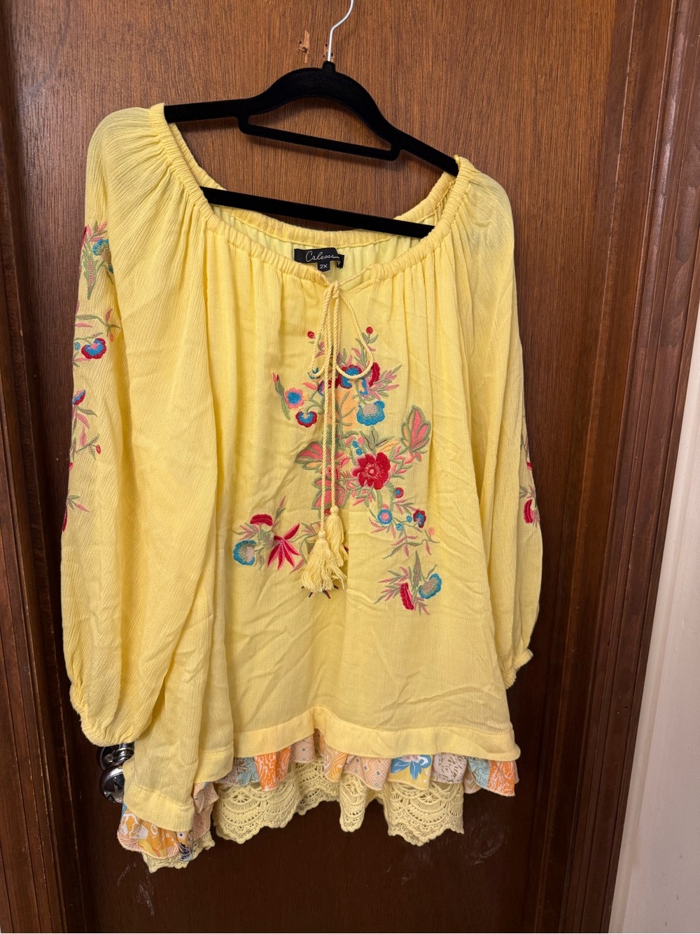 Carless Yellow Embroidered Peasant Tunic size 2X
